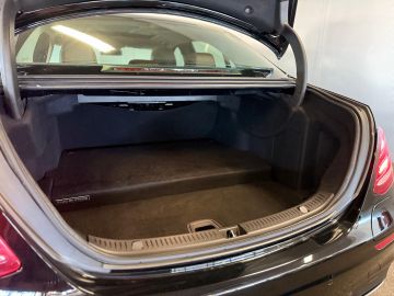Mercedes-Benz E-Klasse 350e Hybrid AMG STYLING-SCHUIFDAK-WIDESCREEN-COMPLEET