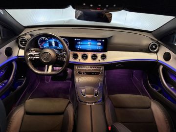 Mercedes-Benz E-Klasse 220D AMG STYLING-FACELIFT-360 CAMERA-SFEERVERLICHTING-WIDESCREEN-