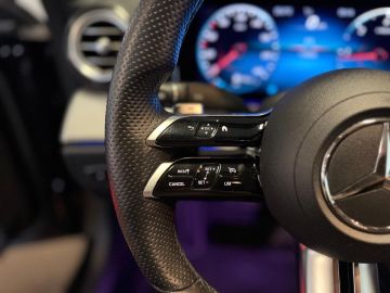 Mercedes-Benz E-Klasse 220D AMG STYLING-FACELIFT-360 CAMERA-SFEERVERLICHTING-WIDESCREEN-