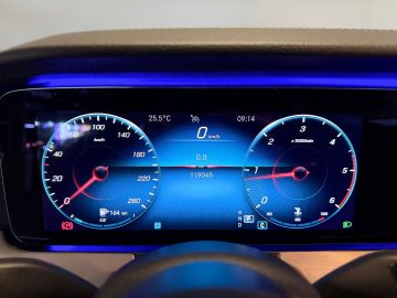 Mercedes-Benz E-Klasse 220D AMG STYLING-FACELIFT-360 CAMERA-SFEERVERLICHTING-WIDESCREEN-