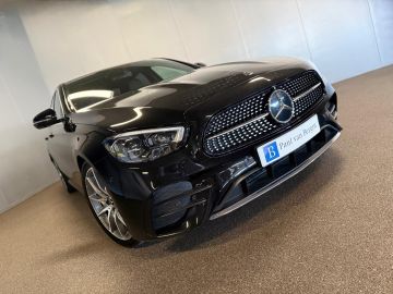 Mercedes-Benz E-Klasse 220D AMG STYLING-FACELIFT-360 CAMERA-SFEERVERLICHTING-WIDESCREEN-