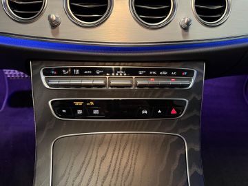 Mercedes-Benz E-Klasse 220D AMG STYLING-FACELIFT-360 CAMERA-SFEERVERLICHTING-WIDESCREEN-