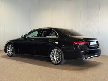 Mercedes-Benz E-Klasse 220D AMG STYLING-FACELIFT-360 CAMERA-SFEERVERLICHTING-WIDESCREEN-