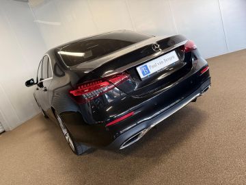 Mercedes-Benz E-Klasse 220D AMG STYLING-FACELIFT-360 CAMERA-SFEERVERLICHTING-WIDESCREEN-