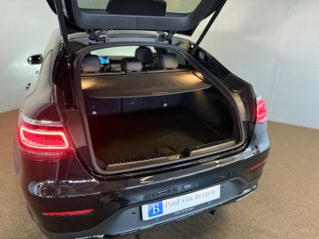 Mercedes-Benz GLC Coupé 300e 4 Matic AMG STYLING-NIGHT-TREKHAAK-DODEHOEK-COMPLEET