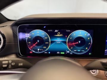 Mercedes-Benz E-Klasse Estate 450 4 Matic AMG STYLING-PANORAMA-BURMESTER-MEMORY-CAMERA-T