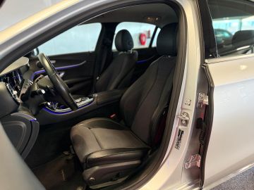Mercedes-Benz E-Klasse 200 Avantgarde Ambition-MULTIBEAM-TREKHAAK-SFEERVERLICHTING-DODEH