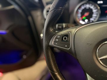 Mercedes-Benz E-Klasse 200 Avantgarde Ambition-MULTIBEAM-TREKHAAK-SFEERVERLICHTING-DODEH