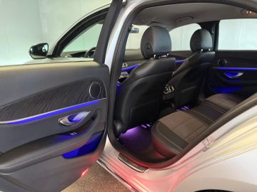 Mercedes-Benz E-Klasse 200 Avantgarde Ambition-MULTIBEAM-TREKHAAK-SFEERVERLICHTING-DODEH