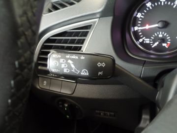 Škoda Fabia Combi 1.0 Ambition Business Navigatie, Airco, Cruise controle, El