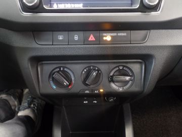 Škoda Fabia Combi 1.0 Ambition Business Navigatie, Airco, Cruise controle, El