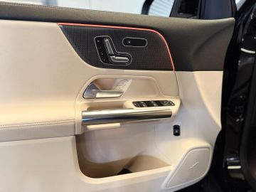 Mercedes-Benz EQA 250 Business Solution Luxury 67 kWh-SOH 98%-MEMORY-PANORAMA-TREKH