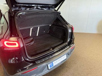 Mercedes-Benz EQA 250 Business Solution Luxury 67 kWh-SOH 98%-MEMORY-PANORAMA-TREKH