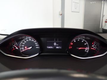 Peugeot 308 SW 1.2 PureTech Blue Lease Executive Panodak, Navigatie, Clima co