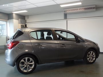 Opel Corsa 1.4 Online Edition 5drs, Navigatie, Apple carplay, Airco, Elek ra