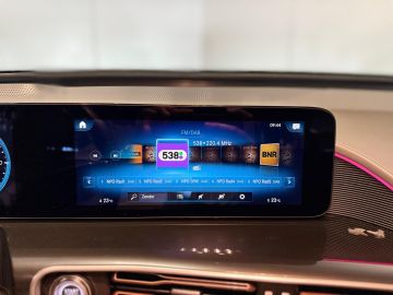 Mercedes-Benz EQC 400 4 Matic Bus. Sol. 80 kWh AMG STYLING-SOH 95%-MEMORY-HUD-BURME