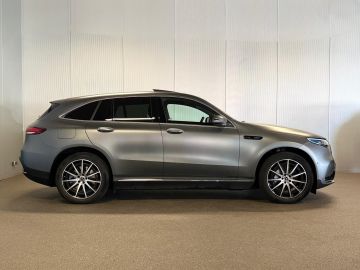 Mercedes-Benz EQC 400 4 Matic Bus. Sol. 80 kWh AMG STYLING-SOH 95%-MEMORY-HUD-BURME