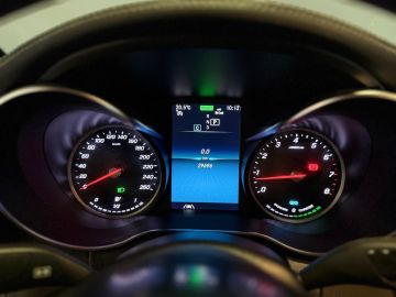 Mercedes-Benz GLC Coupé 300 4MATIC Premium Plus AMG STYLING-CAMERA-SFEERVERLICHTING