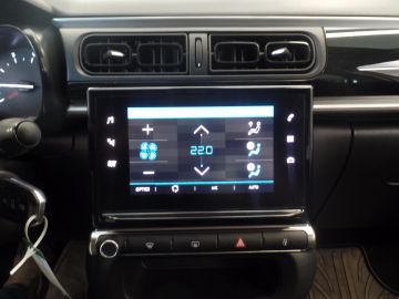 Citroën C3 1.2 PureTech S&S Feel Edition Navigatie, Clima controle, Cruise c