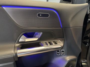 Mercedes-Benz GLA 250e Progressive-BURMESTER-SFEERVERLICHTING-STOELVERWARMING-CAMER