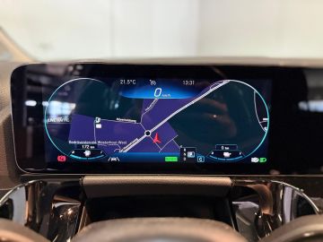 Mercedes-Benz GLA 250e Progressive-BURMESTER-SFEERVERLICHTING-STOELVERWARMING-CAMER