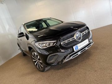 Mercedes-Benz GLA 250e Progressive-BURMESTER-SFEERVERLICHTING-STOELVERWARMING-CAMER