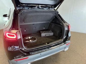 Mercedes-Benz GLA 250e Progressive-BURMESTER-SFEERVERLICHTING-STOELVERWARMING-CAMER