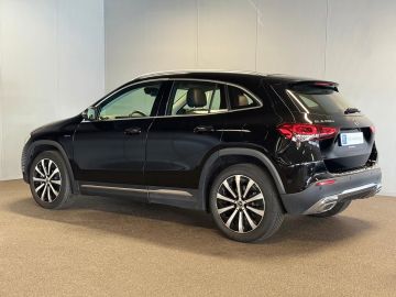 Mercedes-Benz GLA 250e Progressive-BURMESTER-SFEERVERLICHTING-STOELVERWARMING-CAMER