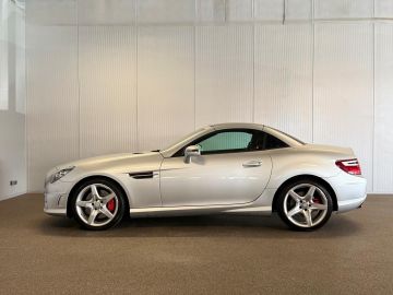 Mercedes-Benz SLK 200 AMG STYLING-AUTOMAAT-ORIG NL-AIR SCARF-STOELVERWARMING-PANORA