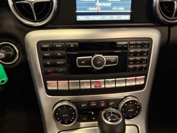 Mercedes-Benz SLK 200 AMG STYLING-AUTOMAAT-ORIG NL-AIR SCARF-STOELVERWARMING-PANORA