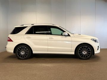 Mercedes-Benz M-Klasse 350 BlueTEC AMG STYLING-ORIG NL-COMPLETE ONDERHOUDSHISTORIE-LUCHT
