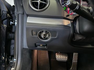 Mercedes-Benz SL 400 AMG STYLING-RIJPAKKET-PANO-AIRSCARF-MEMORY-SOUND-ZEER COMPLEE