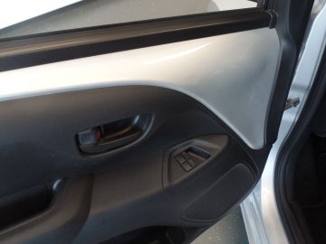 Toyota Aygo 1.0 VVT-i x-fun Airco, Elek ramen, Centrale vergrendeling op sleu