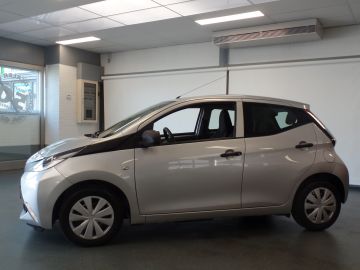 Toyota Aygo 1.0 VVT-i x-fun Airco, Elek ramen, Centrale vergrendeling op sleu