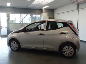 Toyota Aygo 1.0 VVT-i x-fun Airco, Elek ramen, Centrale vergrendeling op sleu