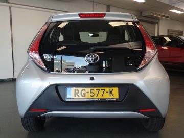 Toyota Aygo 1.0 VVT-i x-fun Airco, Elek ramen, Centrale vergrendeling op sleu