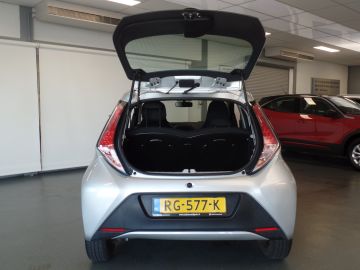 Toyota Aygo 1.0 VVT-i x-fun Airco, Elek ramen, Centrale vergrendeling op sleu