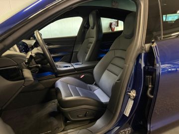 Porsche Taycan 79 kWh 326 PK SPORT CHRONO-PANORAMA-PASM-SURROUND VIEW-MEMORY-COM