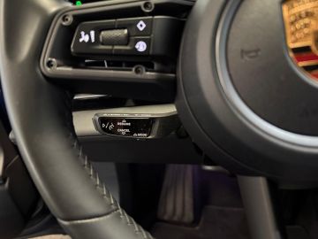 Porsche Taycan 79 kWh 326 PK SPORT CHRONO-PANORAMA-PASM-SURROUND VIEW-MEMORY-COM