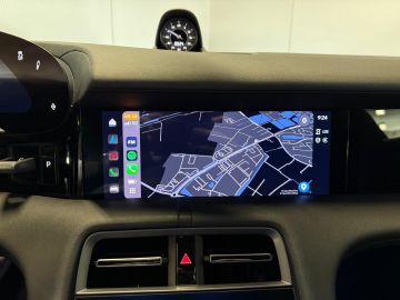 Porsche Taycan 79 kWh 326 PK SPORT CHRONO-PANORAMA-PASM-SURROUND VIEW-MEMORY-COM