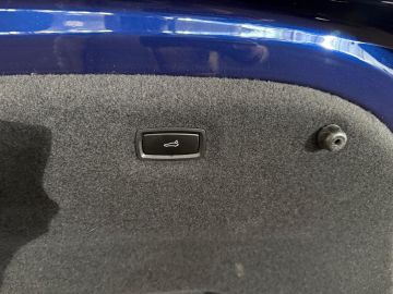 Porsche Taycan 79 kWh 326 PK SPORT CHRONO-PANORAMA-PASM-SURROUND VIEW-MEMORY-COM