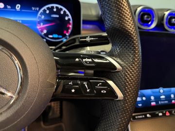 Mercedes-Benz C-Klasse Estate 200 AMG STYLING-MEMORY-TREKHAAK-NIGHT-360 CAMERA-COMPLEET