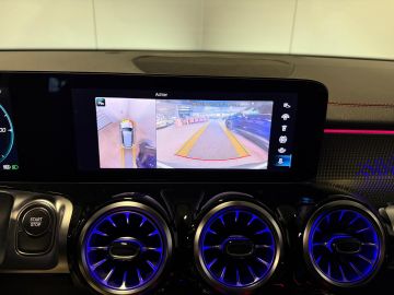 Mercedes-Benz EQB 250+ 7 Persoons 71 kWh SOH 99%-AMG STYLING-PANORAMA-MEMORY-DISTRO