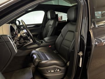 Porsche Cayenne Coupé 3.0 E-Hybrid-PANO-ACC-HEAD UP-MATRIX-LUCHTV.-TREKHAAK-ZEER 