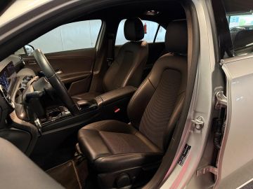 Mercedes-Benz A-Klasse 200 Limousine Business Solution-CAMERA-APPLE CARPLAY-WIDESCREEN-S