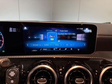 Mercedes-Benz A-Klasse 200 Limousine Business Solution-CAMERA-APPLE CARPLAY-WIDESCREEN-S