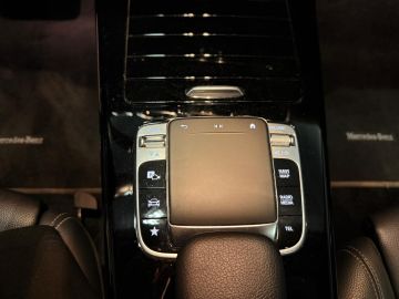 Mercedes-Benz A-Klasse 200 Limousine Business Solution-CAMERA-APPLE CARPLAY-WIDESCREEN-S