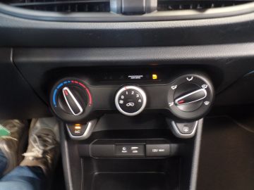 Kia Picanto 5drs 1.0 CVVT ComfortPlusLine Navigator Navigatie, Achteruitrijca