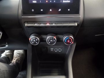 Renault Clio 1.0 TCe Zen 5drs Nieuw model!! Airco, Navigatie, Pdc achter, Elek