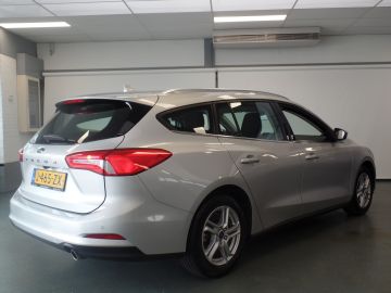 Ford Focus Wagon 1.0 EcoBoost Trend Edition Business Navigatie, Cruise contr